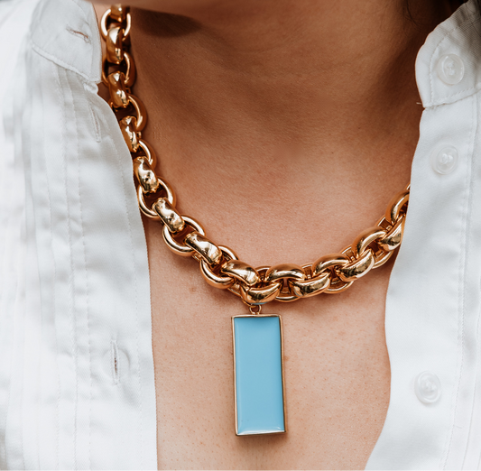 Chunky paperclip necklace with enamel pendant