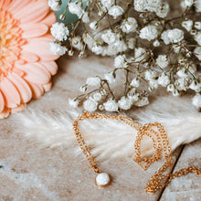 Load image into Gallery viewer, Gold opal necklace
