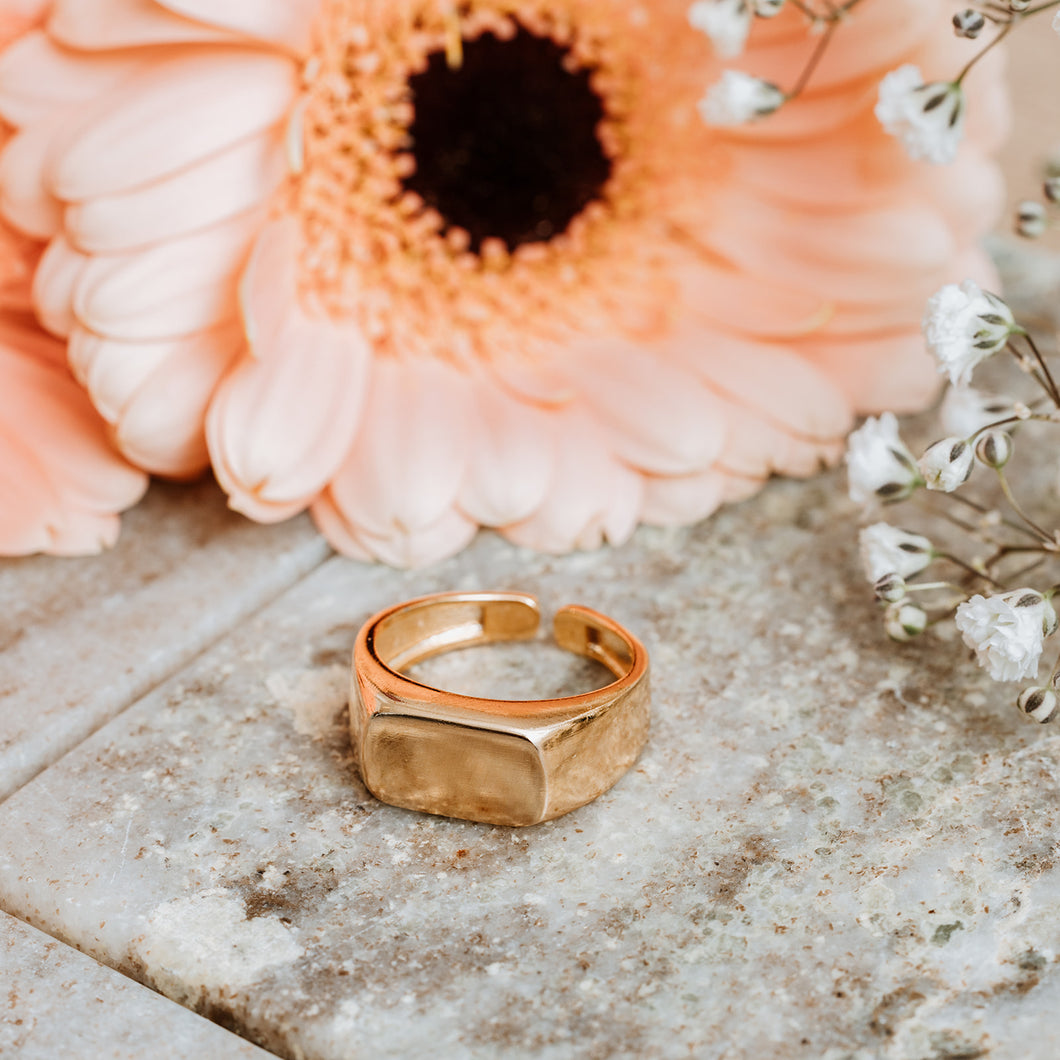 Gold Signet Ring